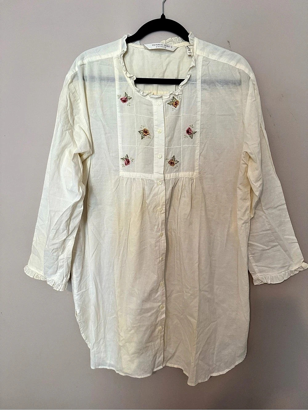Victoria's Secret Embroidered Tunic in Cream Size Medium